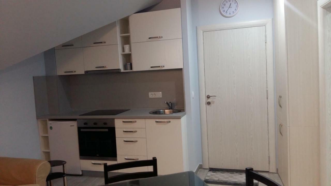 Apartments Sovran Vila Marija Prčanj Eksteriør billede