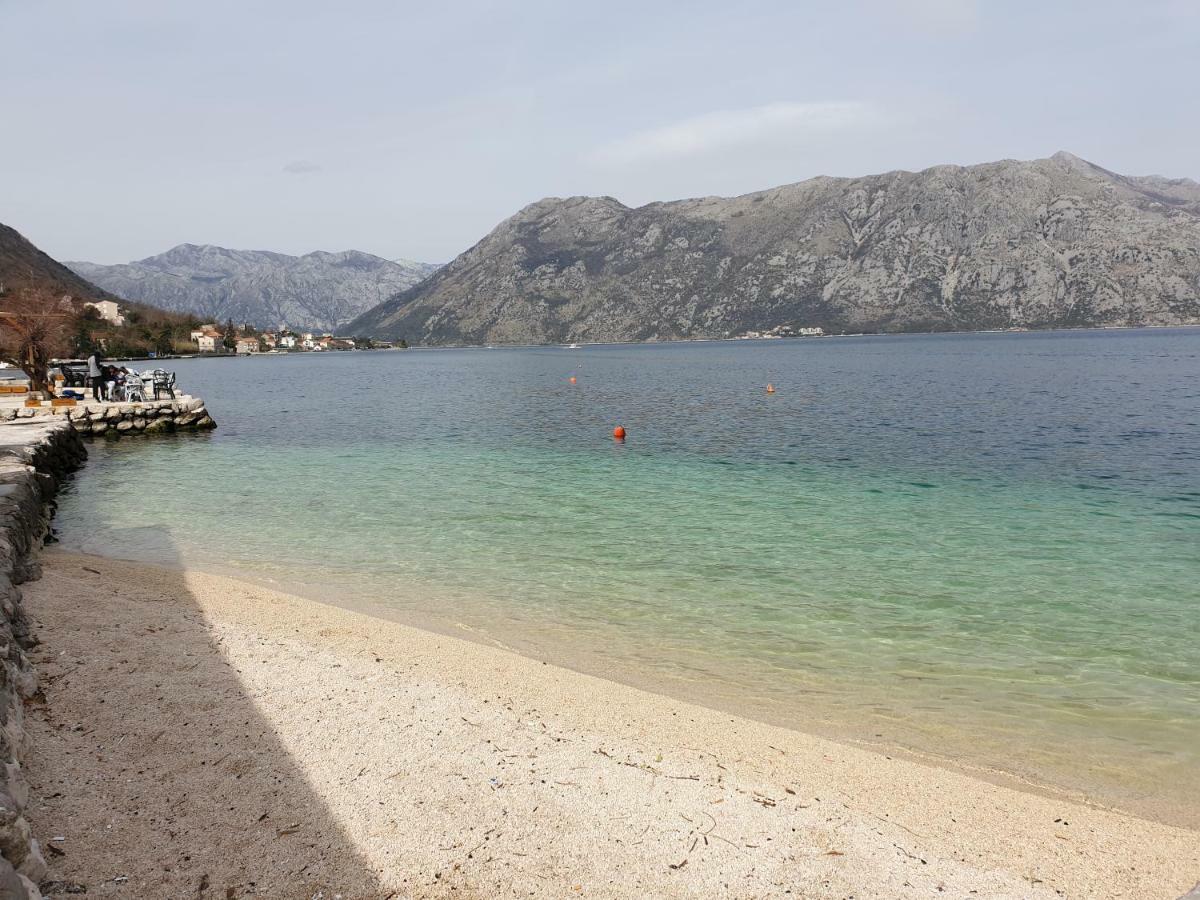 Apartments Sovran Vila Marija Prčanj Eksteriør billede